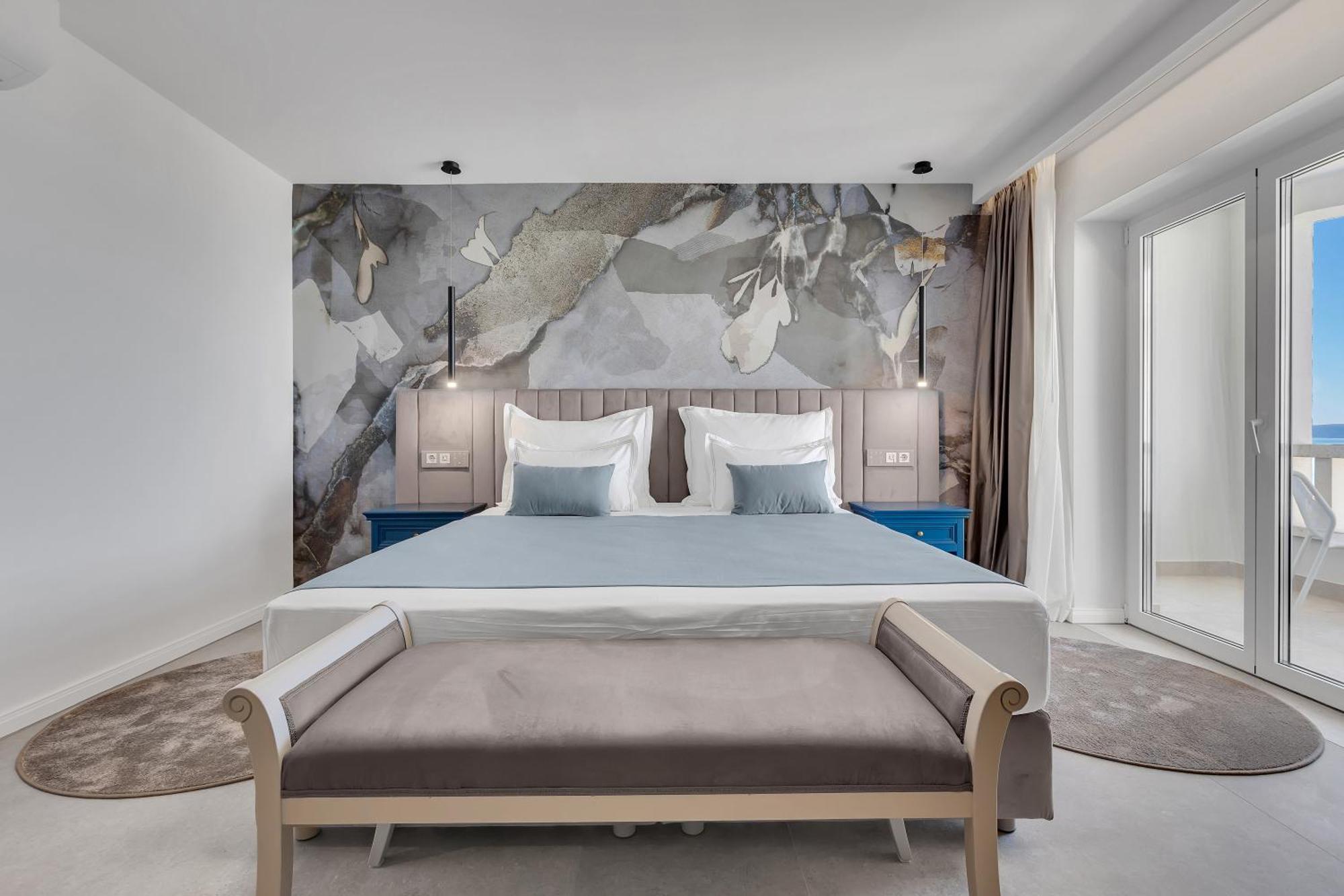 Laurentum Hotel 4*